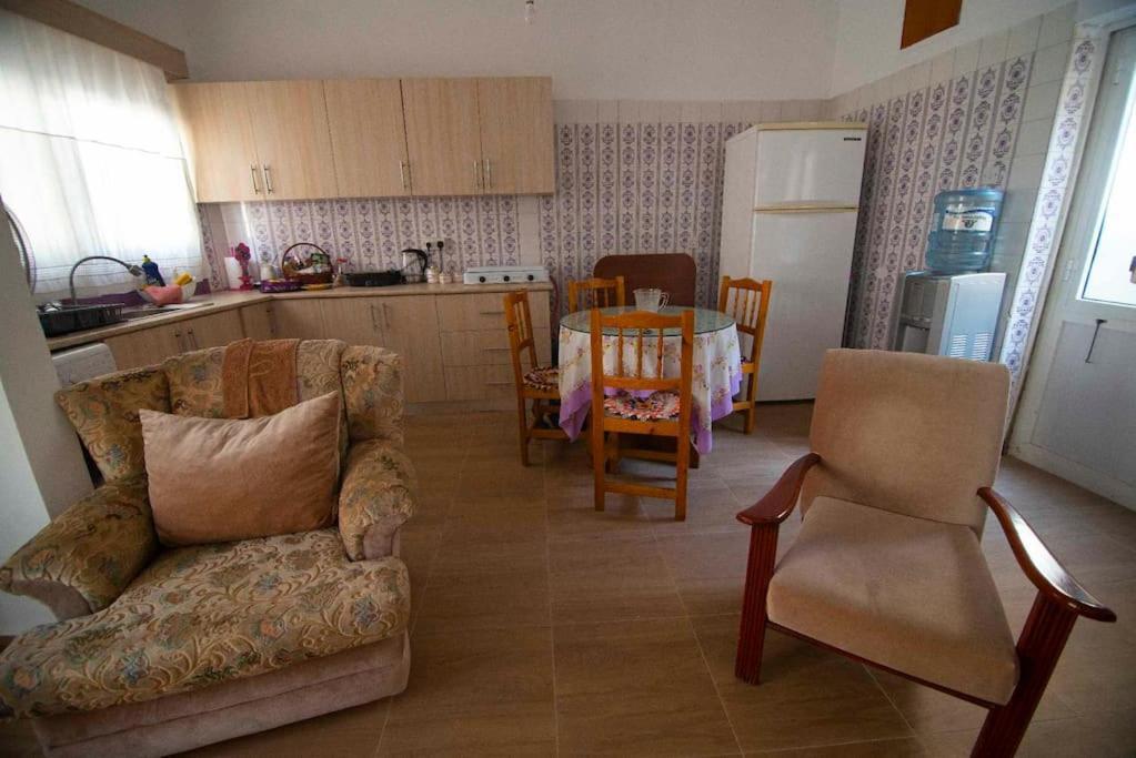 Arsinoe Guest House ファマグスタ エクステリア 写真